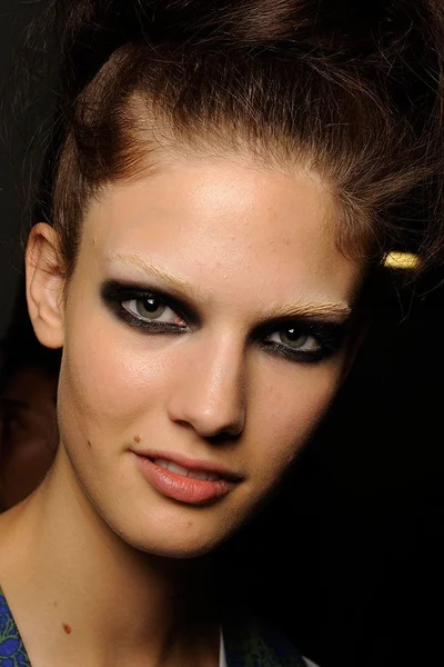 Look 2